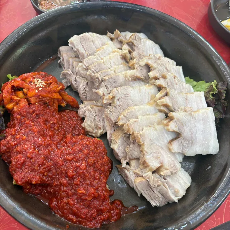 항아리보쌈 돌돌이김치본점 사진 1