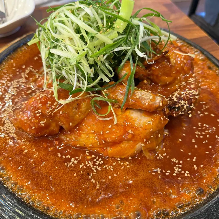 용씨네 누룽지통닭구이 대표 사진