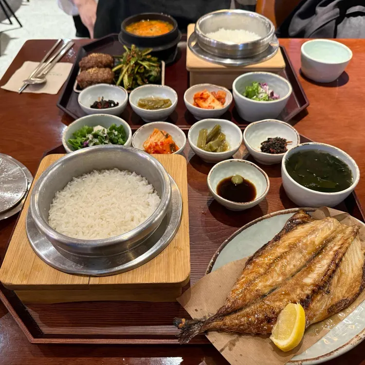 찬장 대표 사진