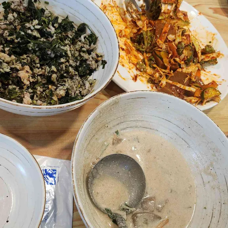 산골짜기다람쥐 대표 사진