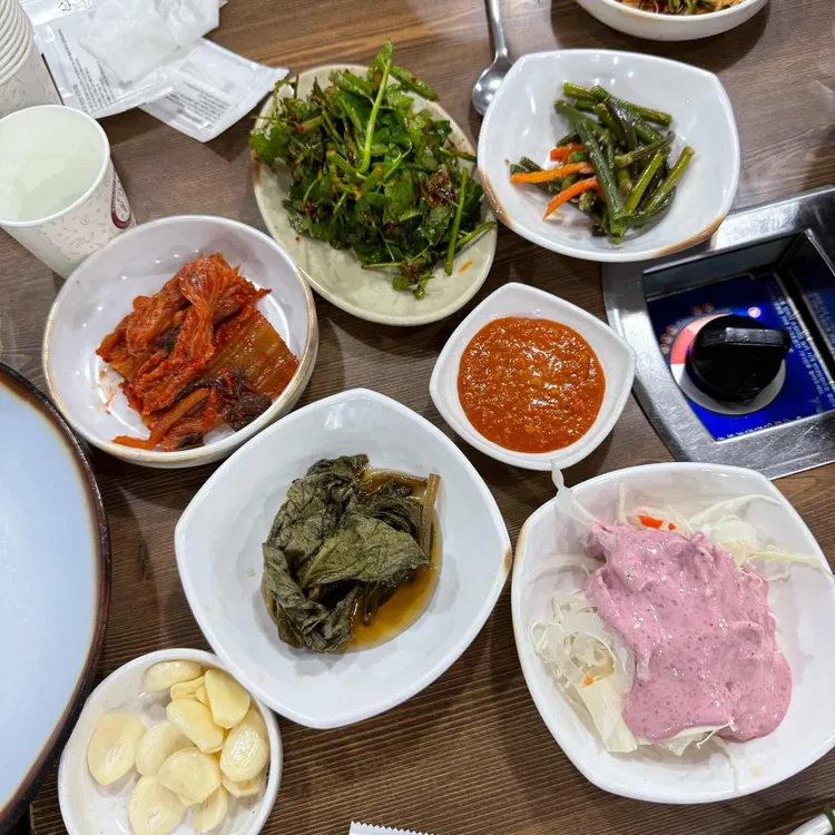 더덕솥뚜껑삼겹살 대표 사진