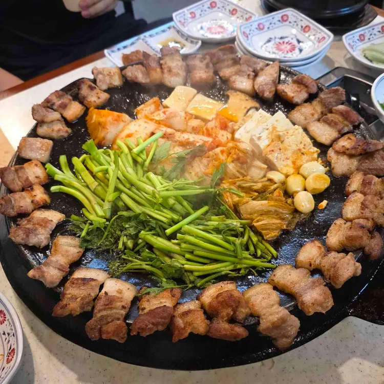 진짜무쇠삼겹 대표 사진