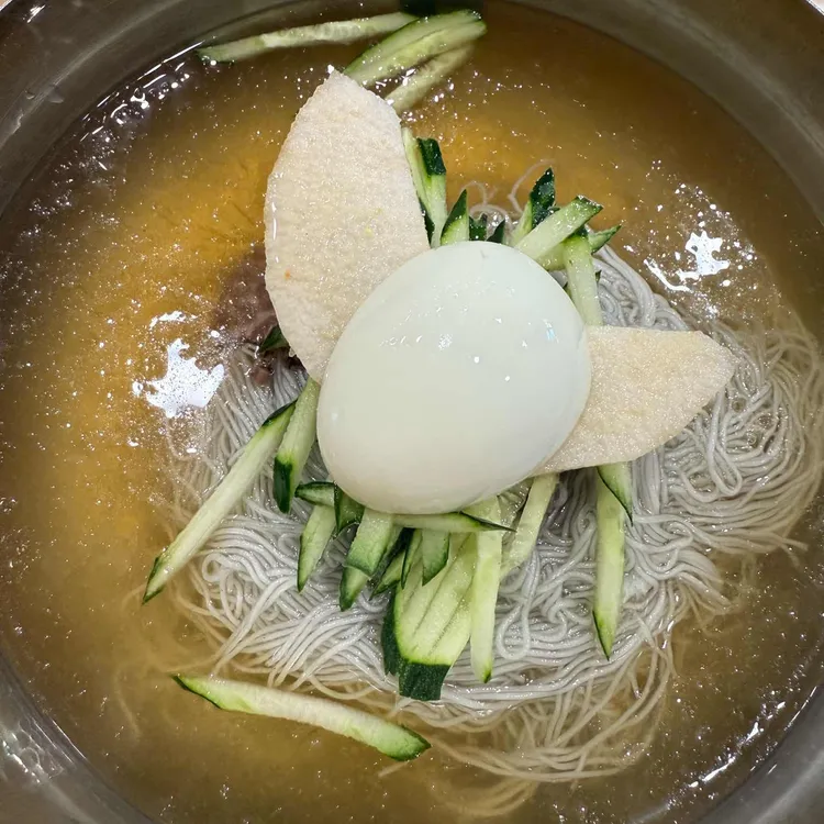 함흥에겨울냉면 사진 1