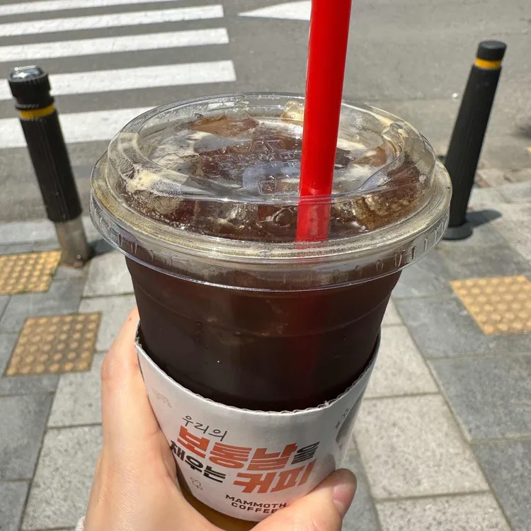 매머드커피 익스프레스 대표 사진