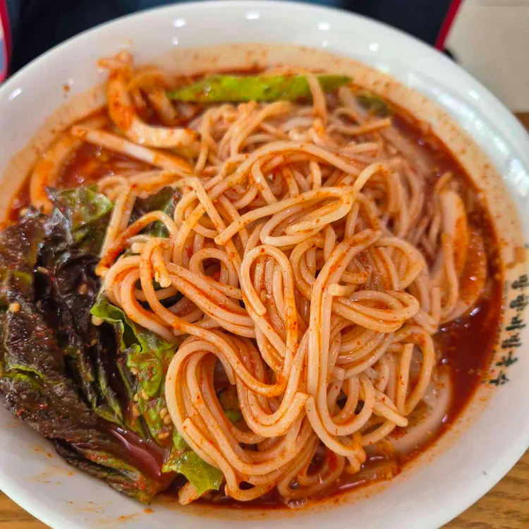 망향비빔국수 사진 1