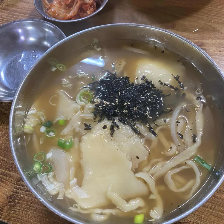 어머니 홍두깨 손칼국수 대표 사진