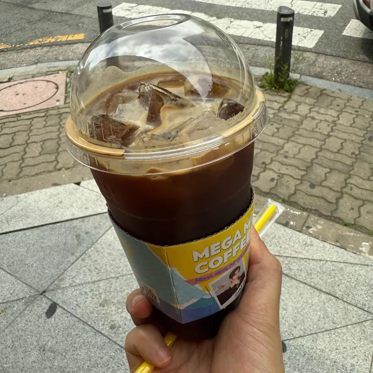 메가커피 대표 사진
