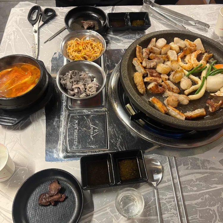 동춘돌곱창 대표 사진
