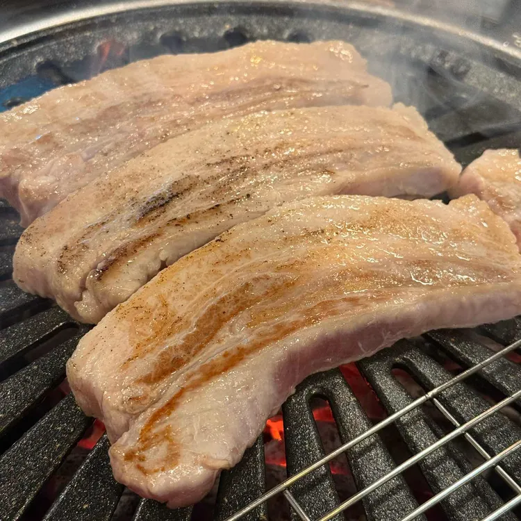 천상아꽃돼지숯불구이 대표 사진