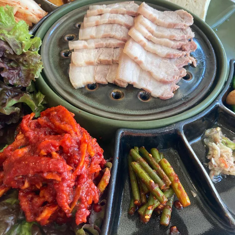 청주왕족발 대표 사진