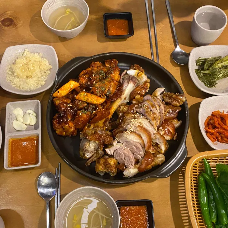 족발야시장 대표 사진