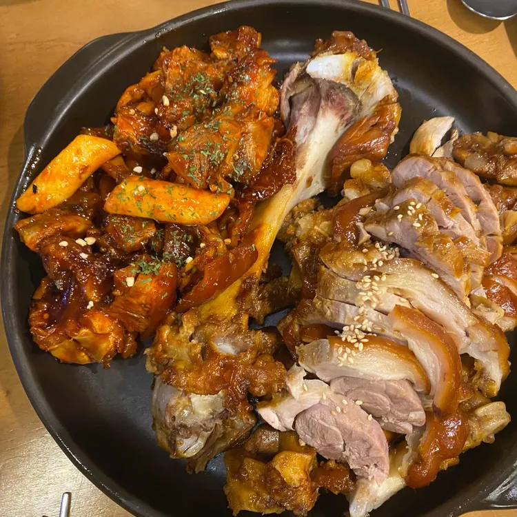 족발야시장 대표 사진