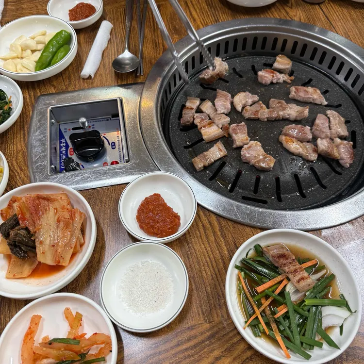 지리산흑돼지소금구이 대표 사진