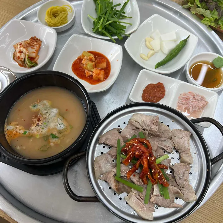 장모돼지국밥 대표 사진