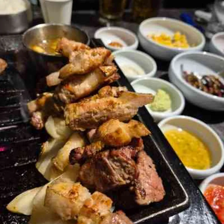 금돗 성산흑돼지 사진 2