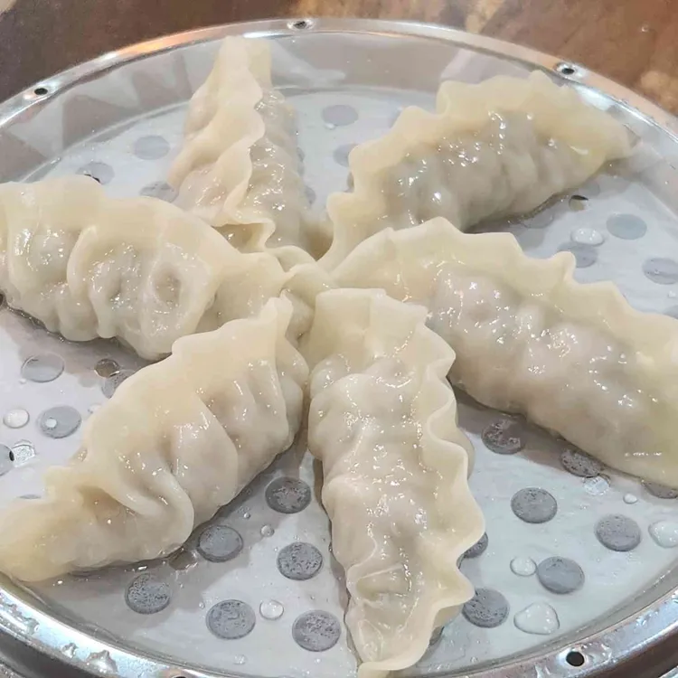 이유간 백년칼국수 대표 사진