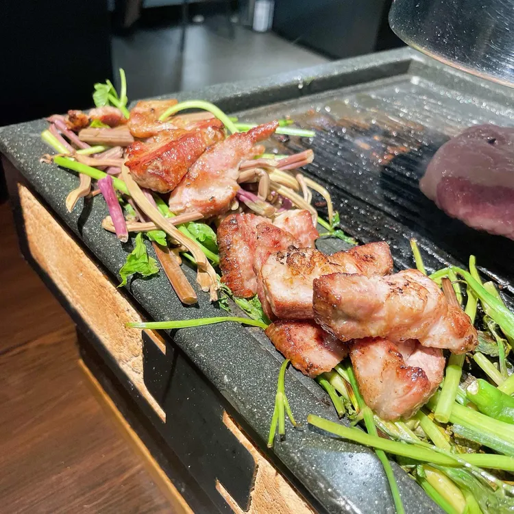 기운 대표 사진