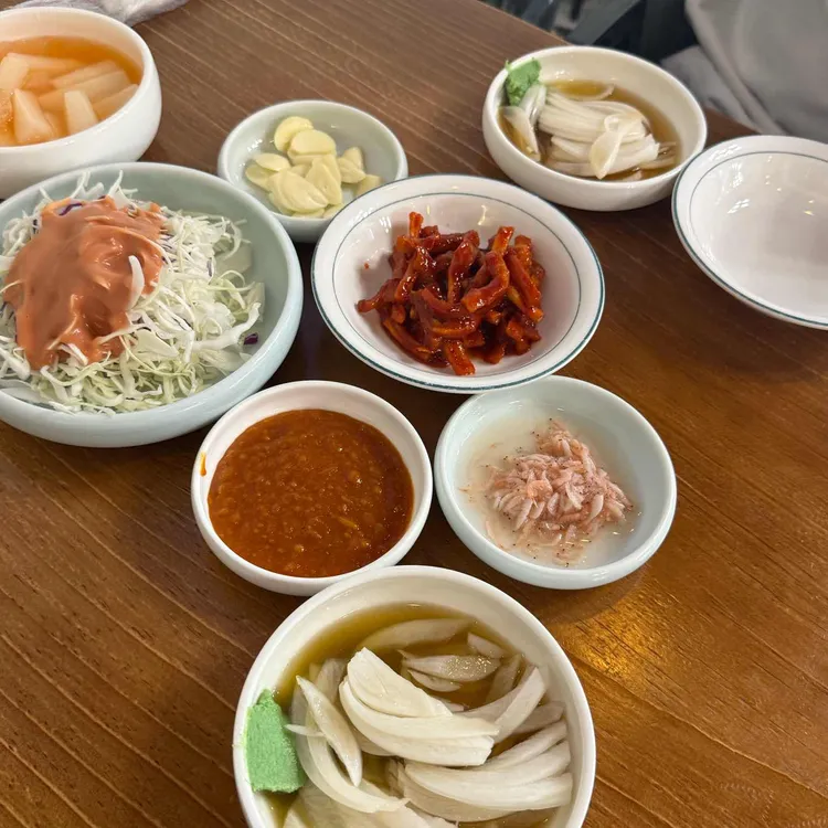 신사동왕족발 대표 사진