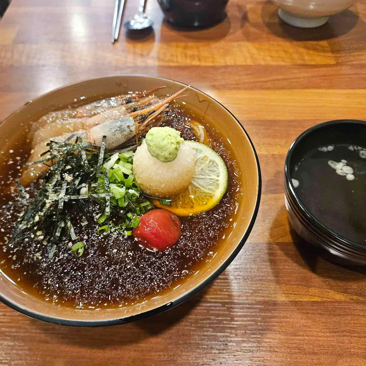 몽밀 사진