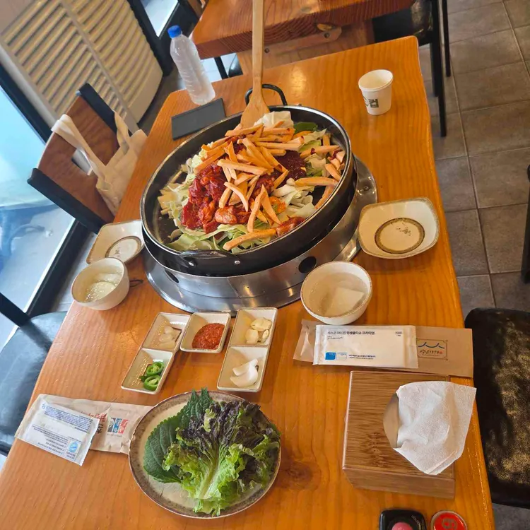 춘천명물닭갈비 대표 사진