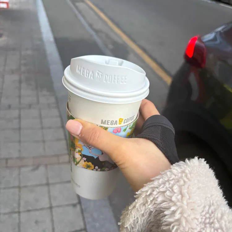메가커피 대표 사진