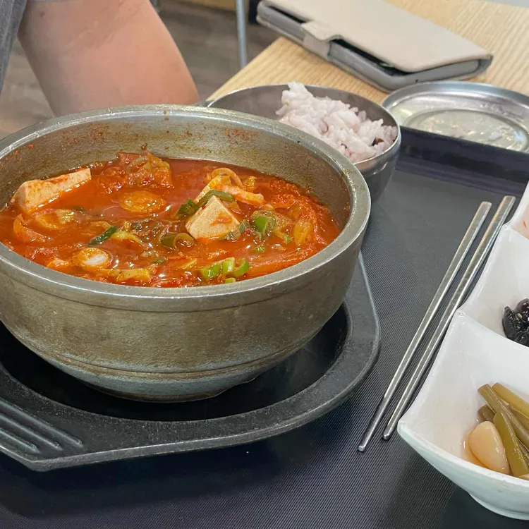 홍천강휴게소 푸드코트 (춘천방향) 사진 2