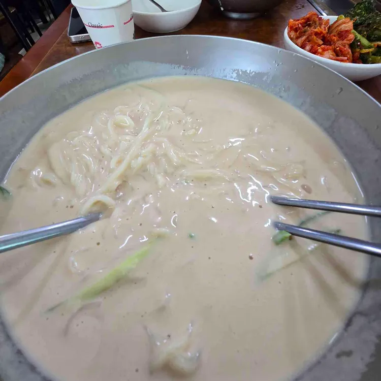 춘천손칼국수 대표 사진