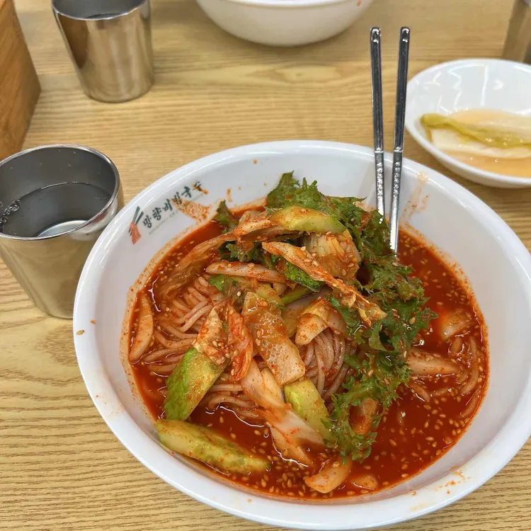 망향비빔국수 대표 사진