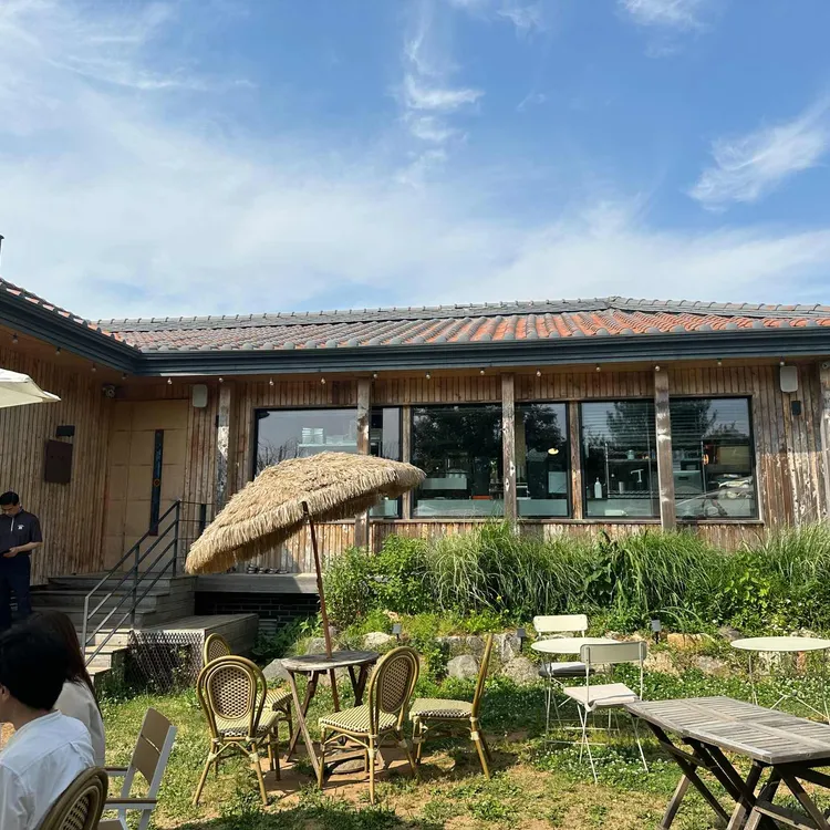 마크로스터스 대표 사진