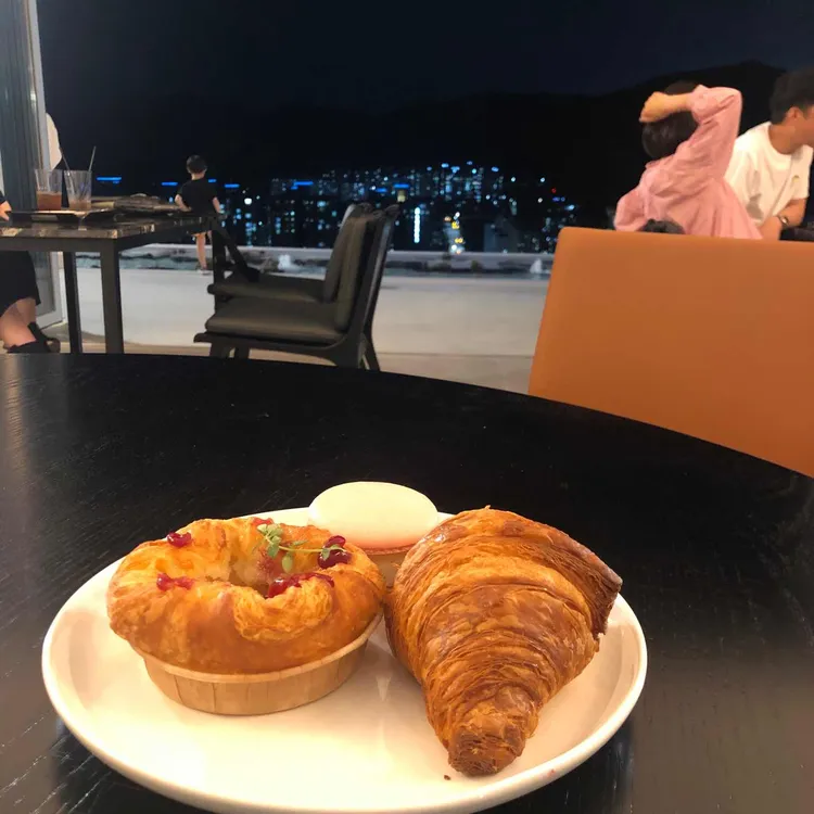 탄티 대표 사진