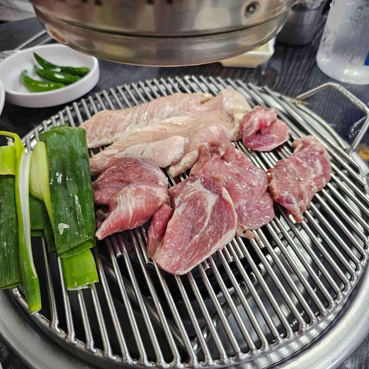 솔밭식당 사진 1