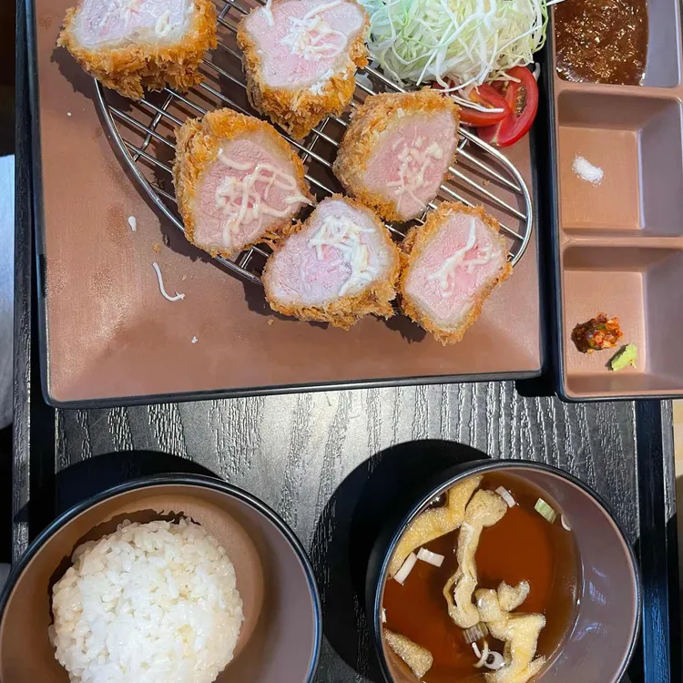 카츠713 대표 사진