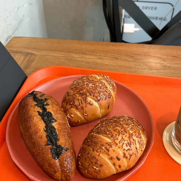 하우스오브 금산 - 진주 베이커리, 카페 맛집 | 다이닝코드, 빅데이터 맛집검색