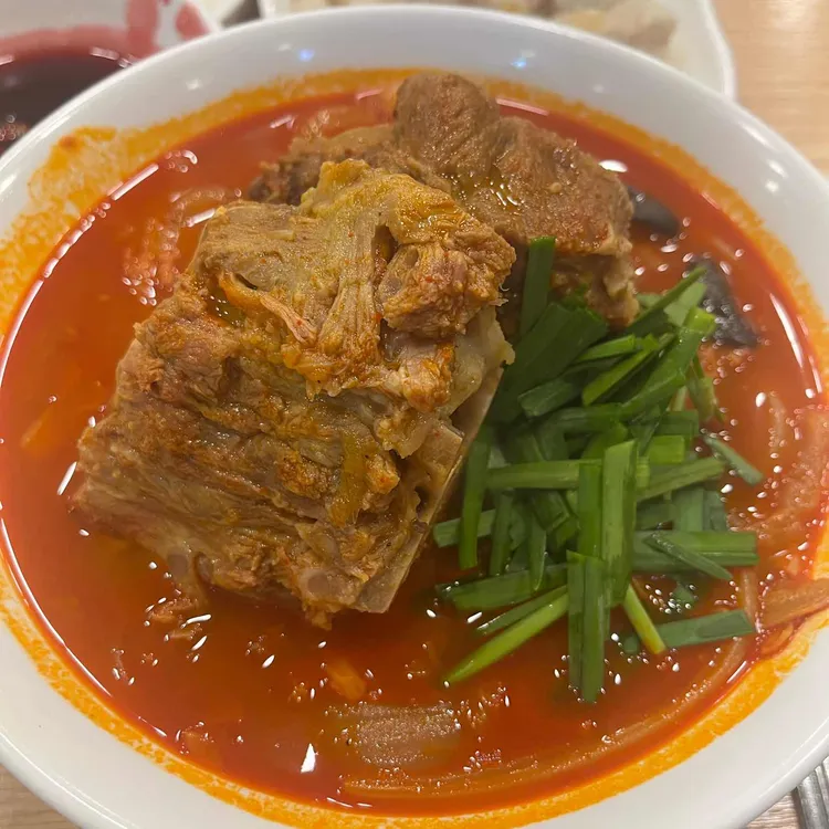 큰집 뼈대있는짬뽕 대표 사진