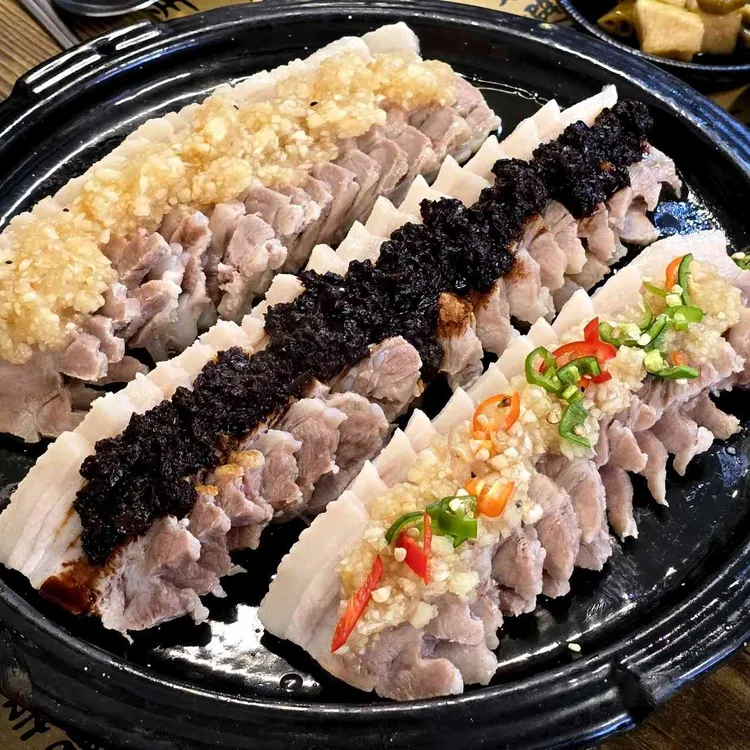 흑마늘보쌈 대표 사진