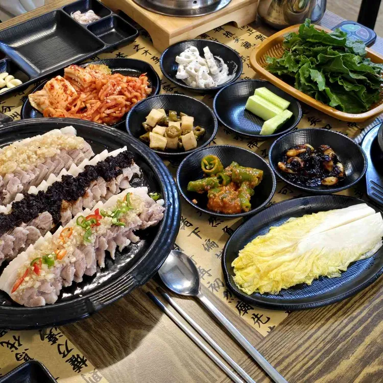 흑마늘보쌈 대표 사진