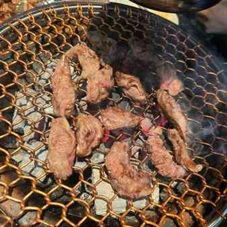 윤슬 숯불구이 대표 사진