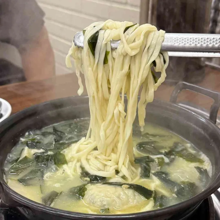깃발집국수전골 사진 1