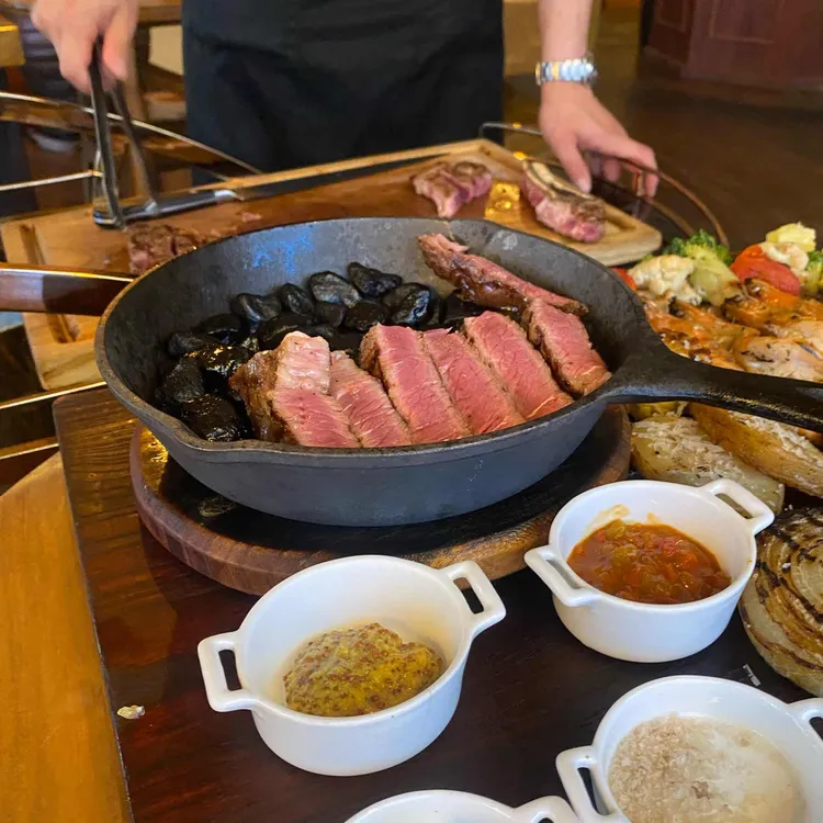 르 자민 대표 사진