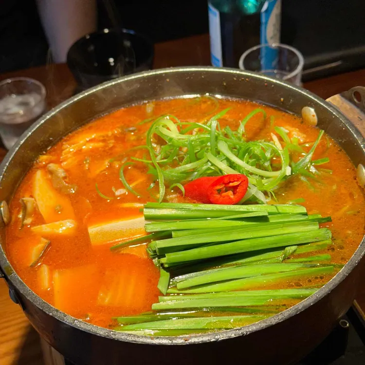 이자카야나무 사진 2