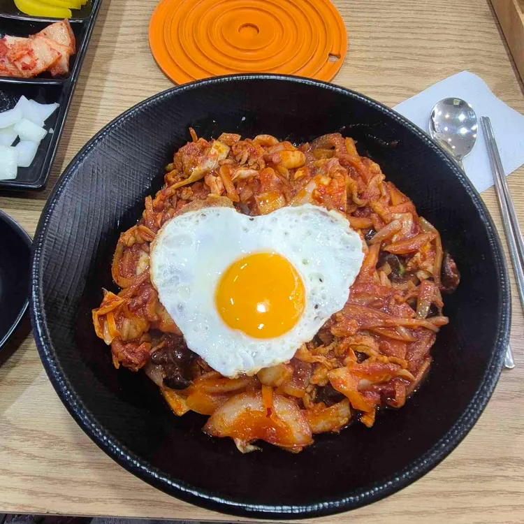 돌위에짜장 사진 2