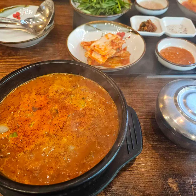신의주 찹쌀순대 대표 사진