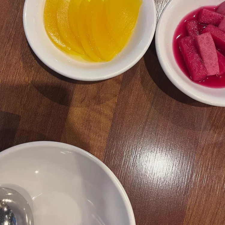 홍유단 대표 사진