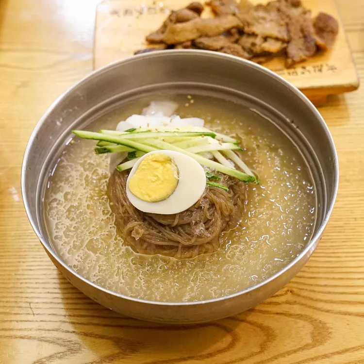 육쌈냉면 대표 사진