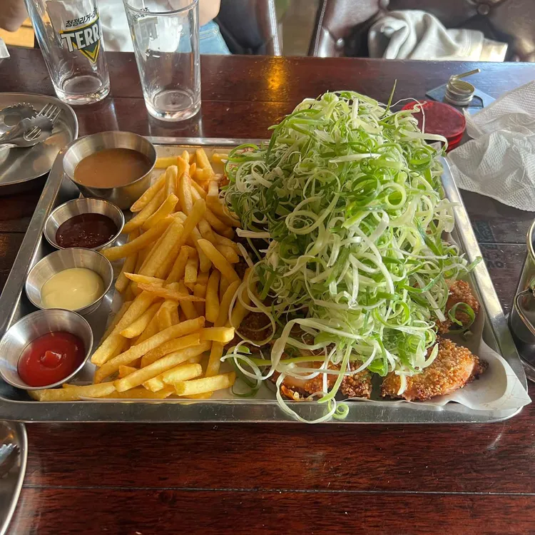 오븐마루치킨 대표 사진