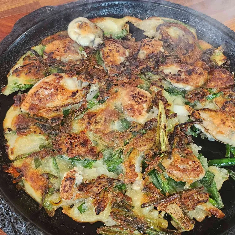 본가굴국밥조개찜 대표 사진