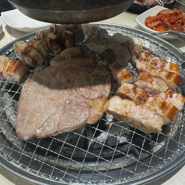명륜진사갈비 대표 사진