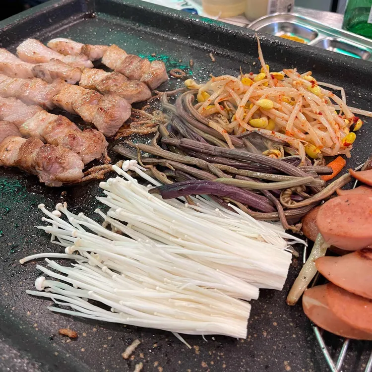 지리산황제암돼지 대표 사진
