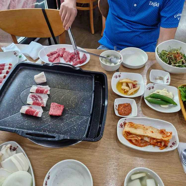 홍가네정육점식당 사진 2