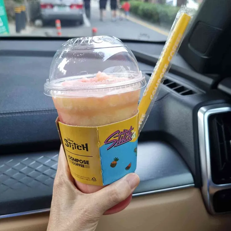 컴포즈커피 대표 사진